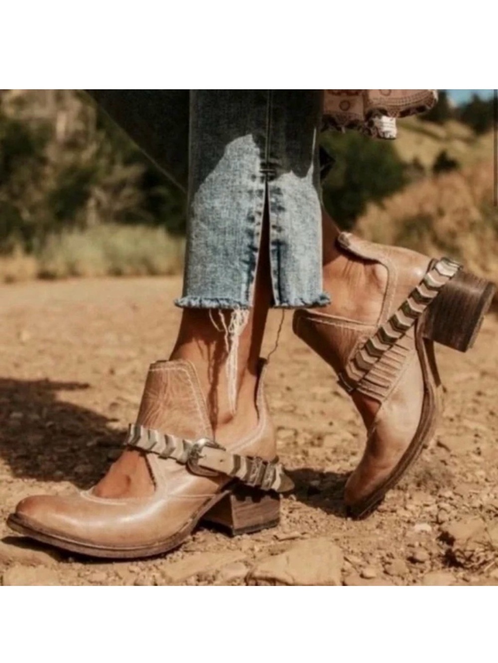 Freebird Blade Women's distressed  Leather Western